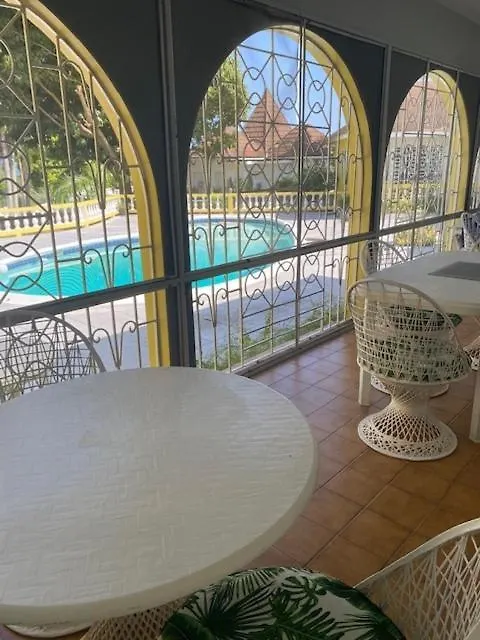 Yancey Largo Villa With Private Pool Montego Bay