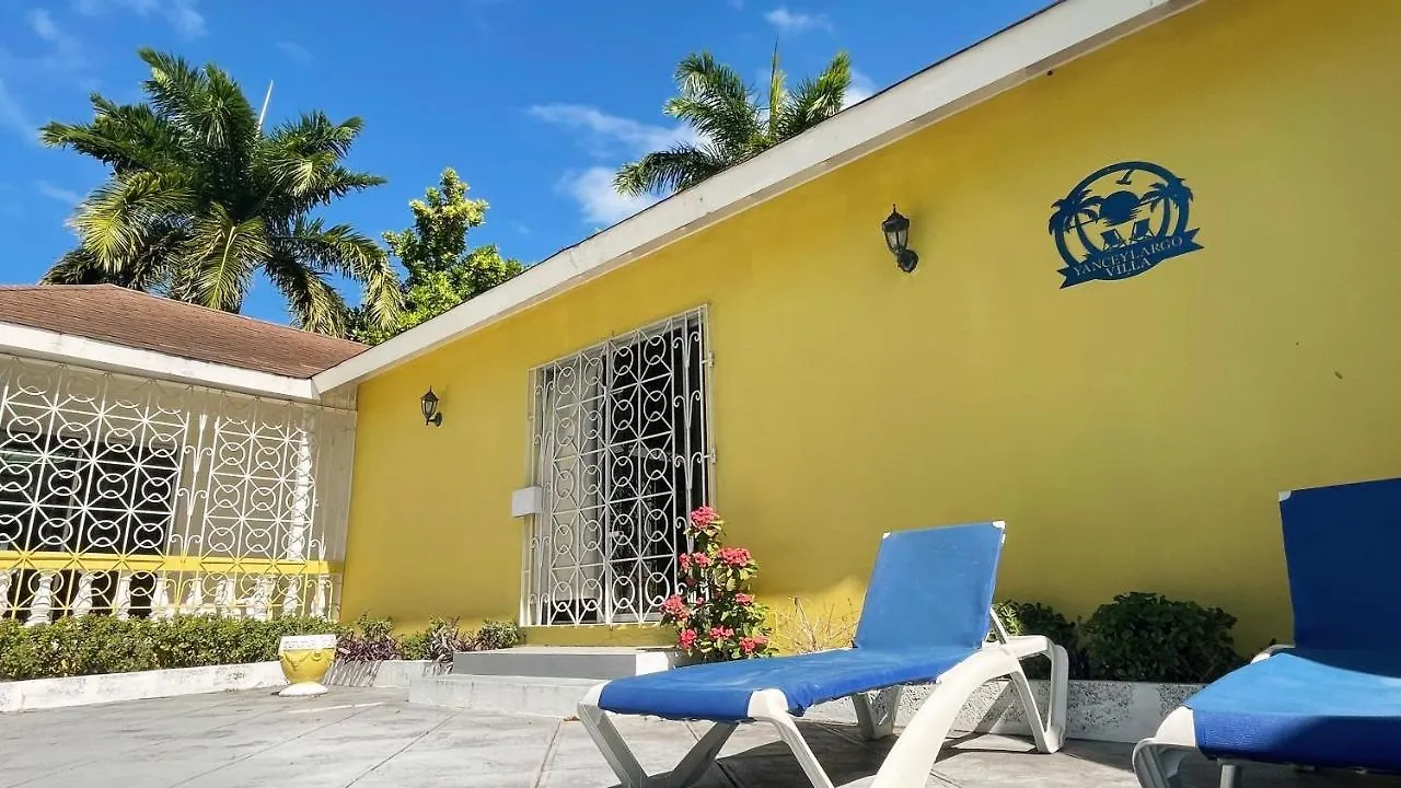 Yancey Largo Villa With Private Pool Montego Bay