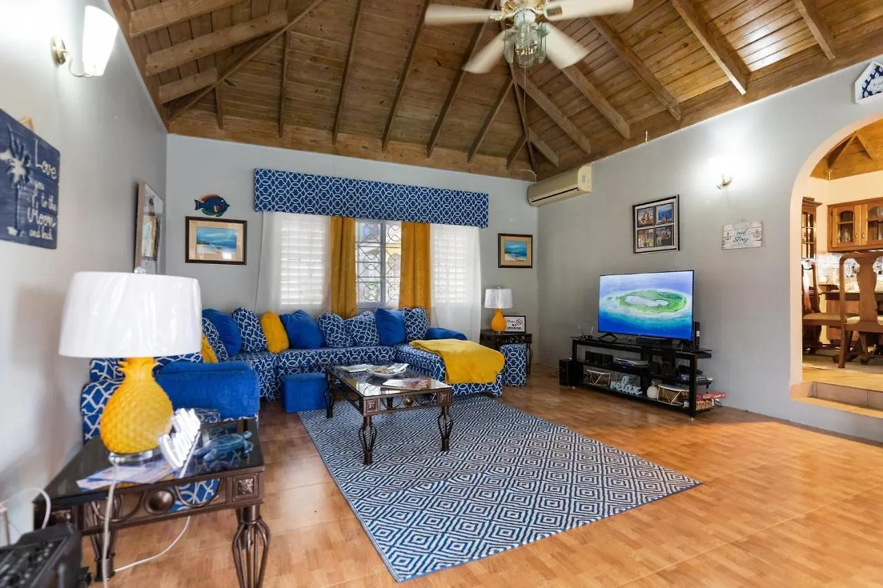 Yancey Largo Villa With Private Pool Montego Bay