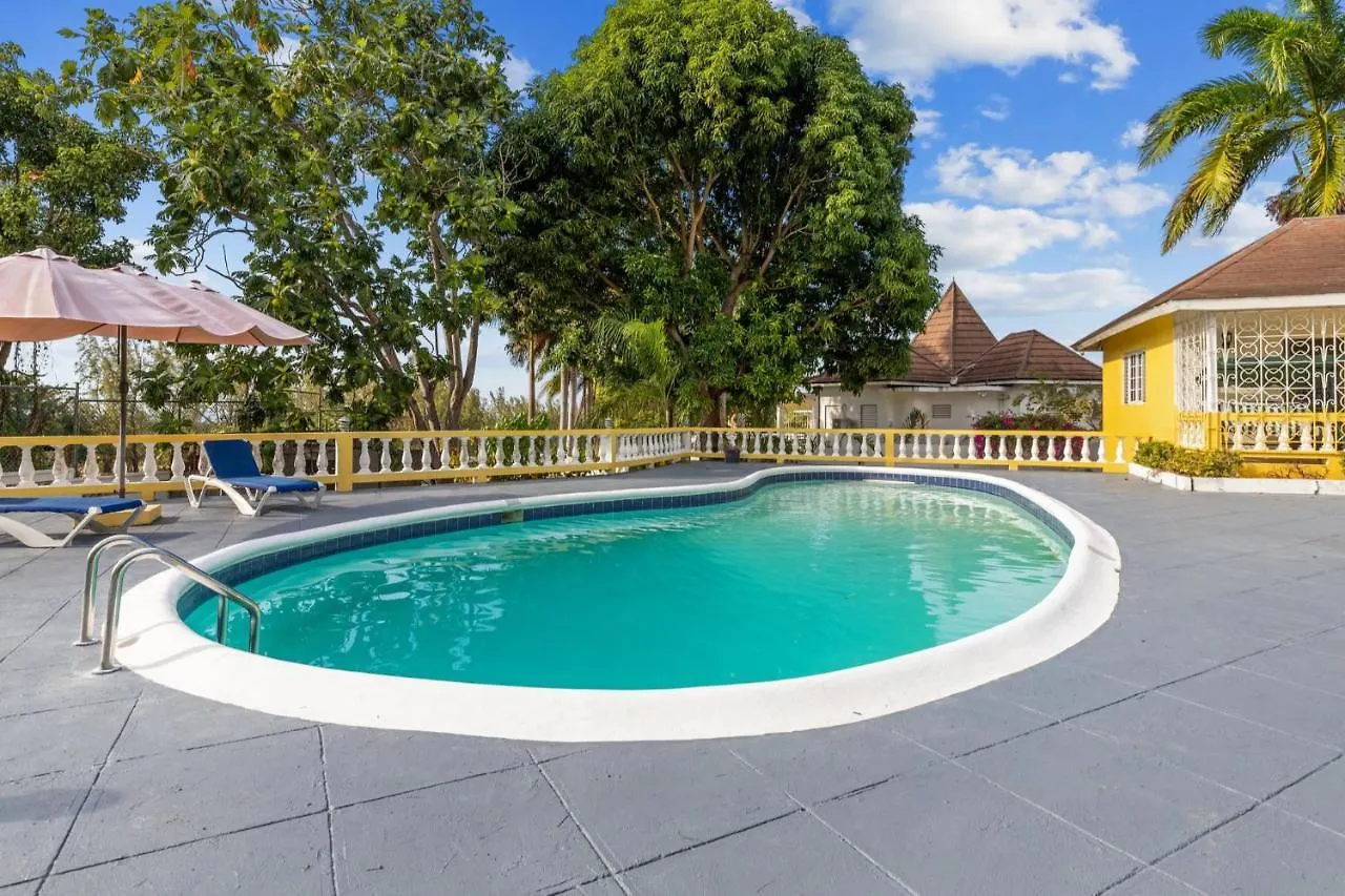 Yancey Largo Villa With Private Pool Montego Bay